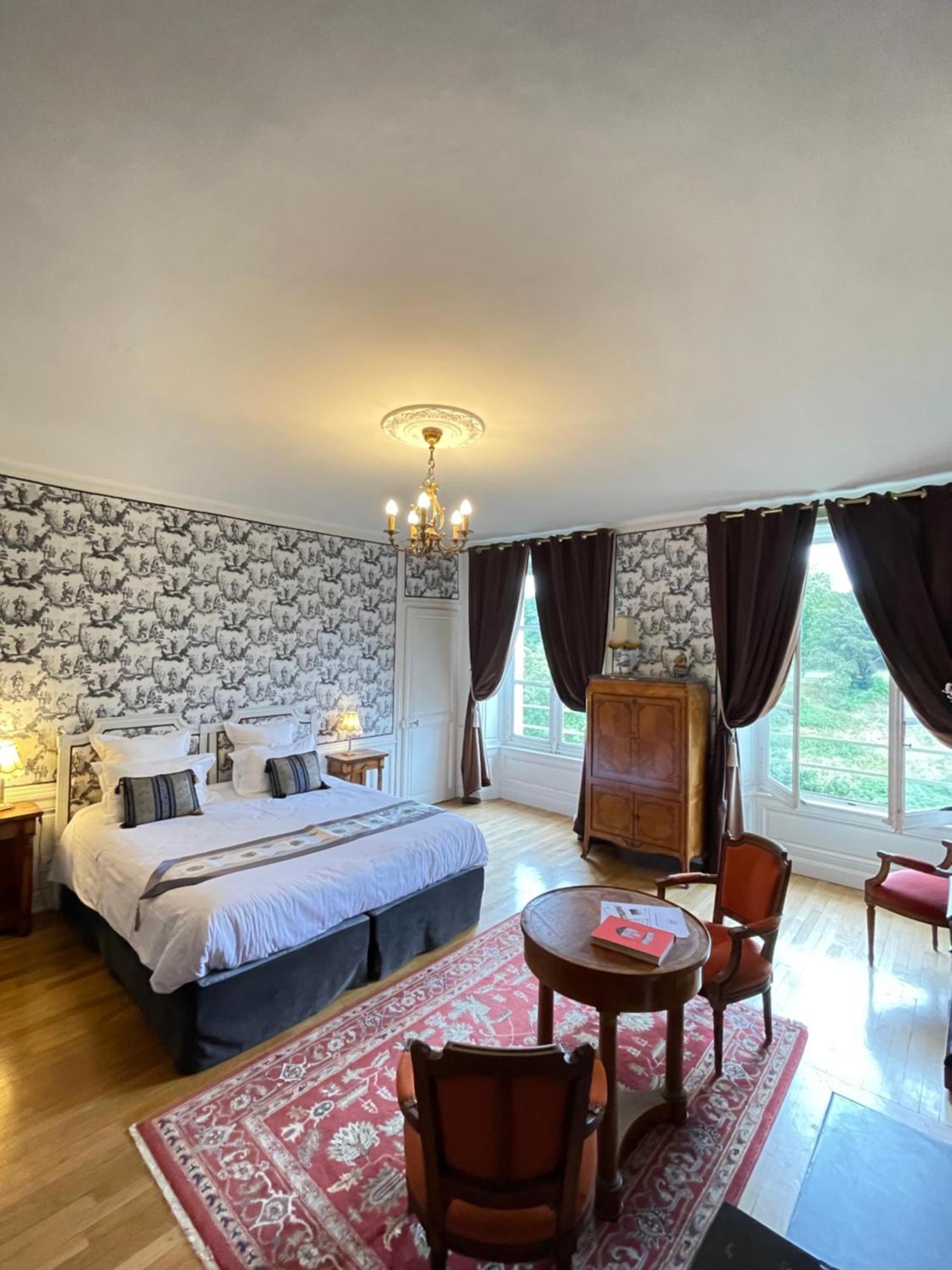 Castel Saint-Leonard Bed & Breakfast Falaise  Eksteriør bilde
