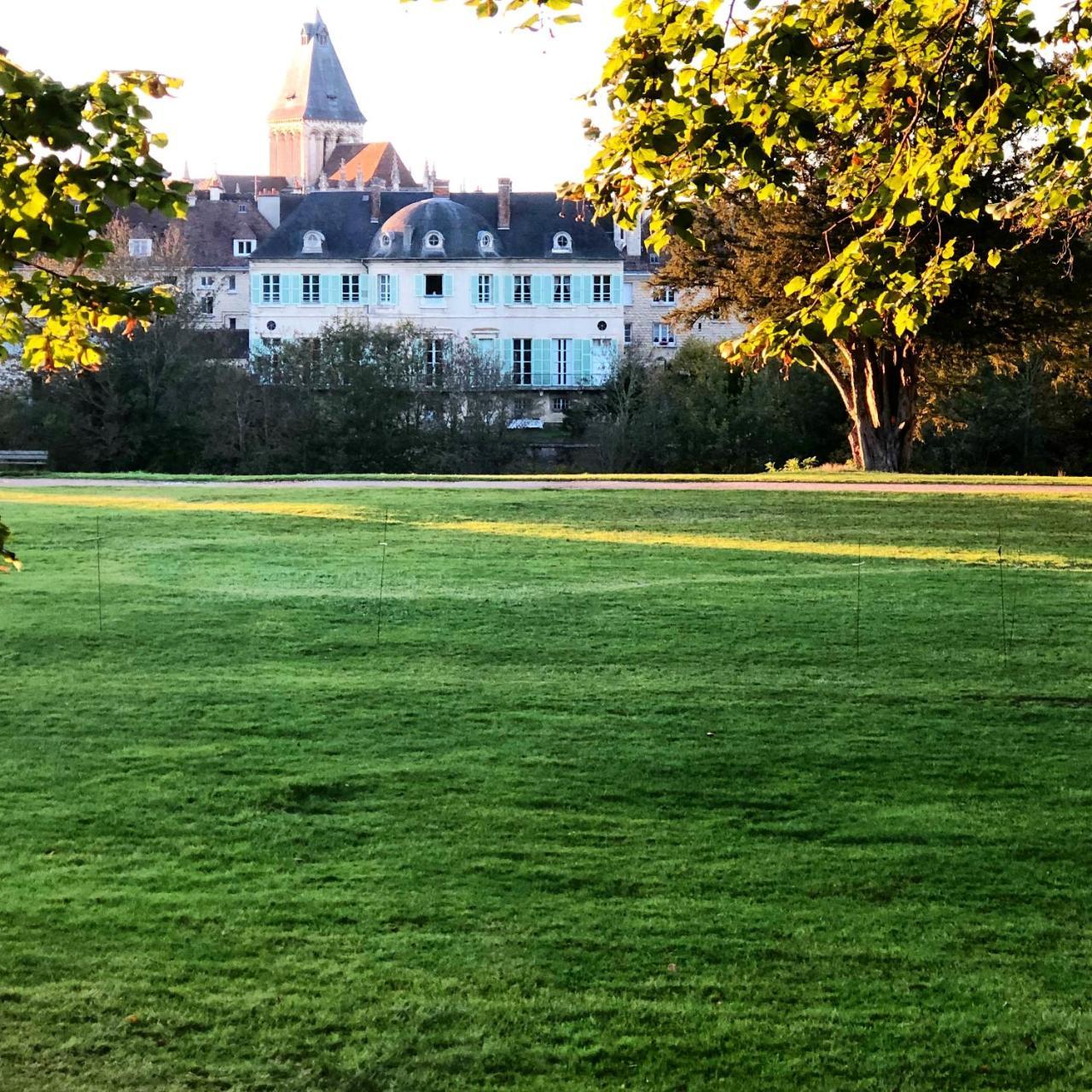Castel Saint-Leonard Bed & Breakfast Falaise  Eksteriør bilde